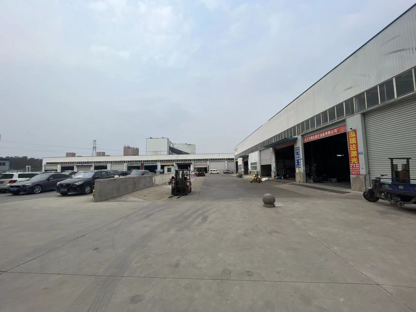 房东直租东西湖东谷钢贸厂房仓库优价出租