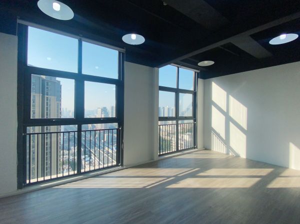 房东直租洪山区光谷万科中心148平精装写字楼拎包入住价优无中介费