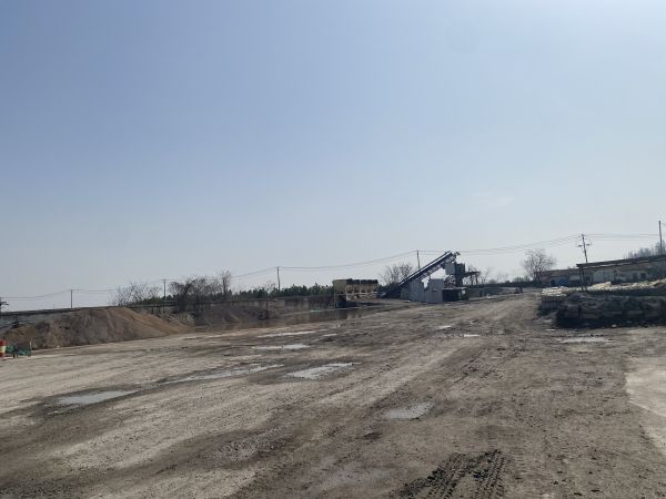 青山化工新区20亩硬化空场地优价招租房东直租无中介费用