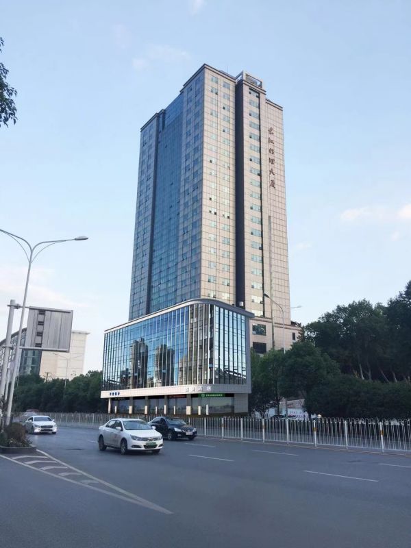 房东直租洪山长江传媒大厦40至1807平配套齐全优价出租可分租可整租