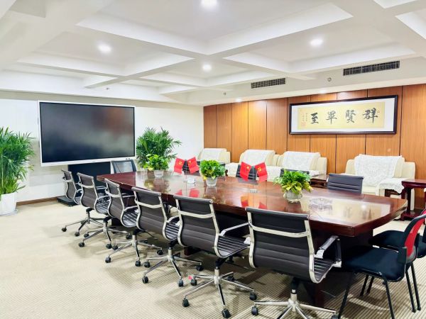 房东直租光谷时间广场100平至1500平精装修拎包入驻低价招租