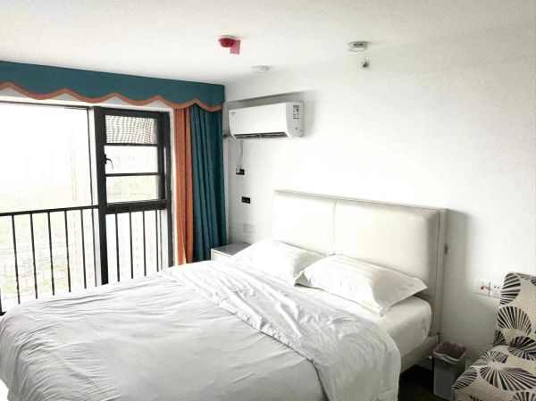 老板直转汉阳区国博中心影院酒店31间客流量大低价转让