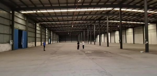 房东直租蔡甸小东村工业园蔡甸区厂房 仓库 2000平 优价招租