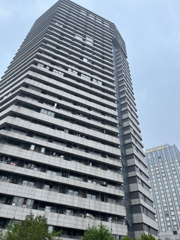 （房东直租) 洪山广场 南国悦公馆，写字楼，优价招租