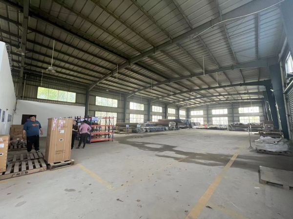 房东直租青山独门独院钢构厂房优价出租