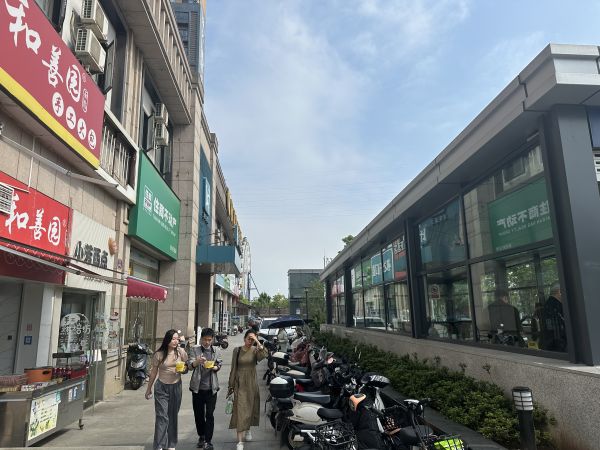 房东直租黄陂腾龙大道B出口临街旺铺，大型小区底座临街旺铺