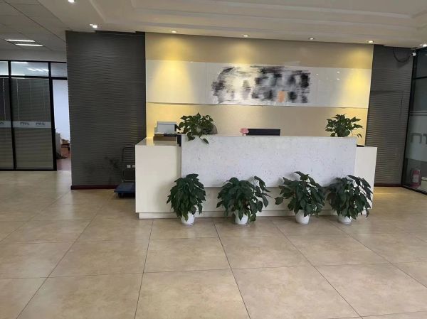 精装修房东直租光谷芯中心退台研发楼，写字楼，优价招租