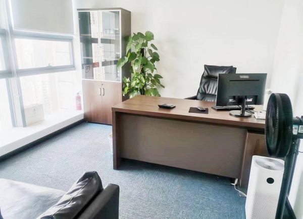 房东直租洪山区星光时代200平精装写字楼