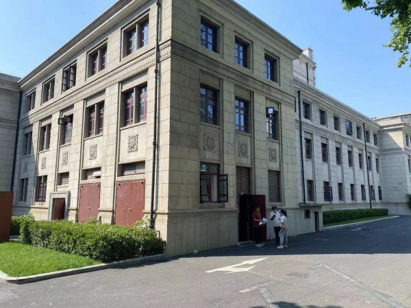 房东直租江岸区循礼门地铁口武汉剧院精装写字楼低价招租