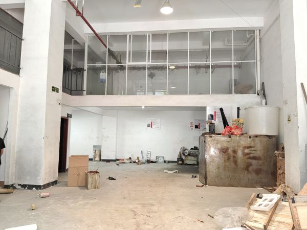 房东直租藏龙岛八号工坊一楼厂房仓库330平，优价出租