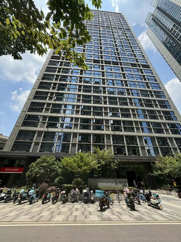 房东直租江岸地铁口精装写字楼配套齐全优价出租