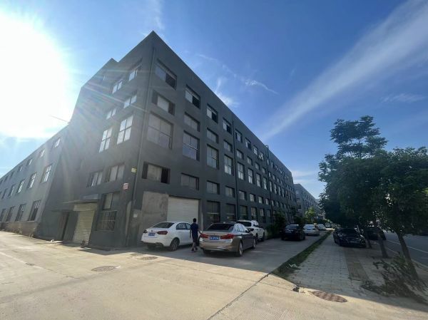 房东直租江夏黄金四路钢构厂房4000平+2000平框架结构 配套齐全优价出租