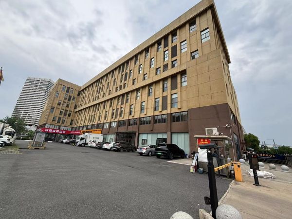 房东直租东西湖工业园区精装写字楼优价出租