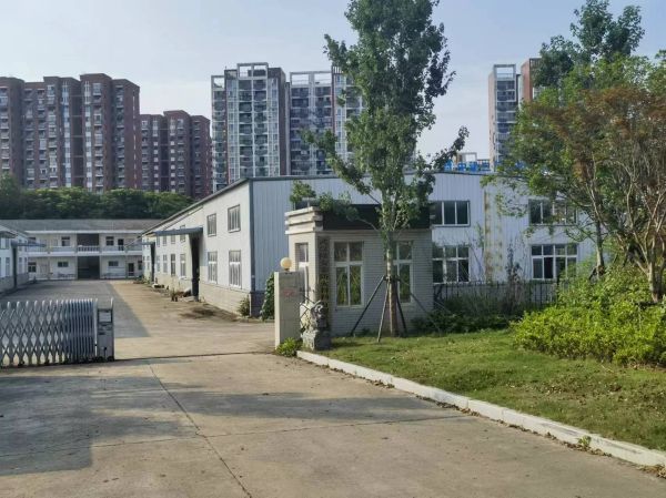 东西湖配套齐全厂房仓库交通便利优价出租（房东直租）