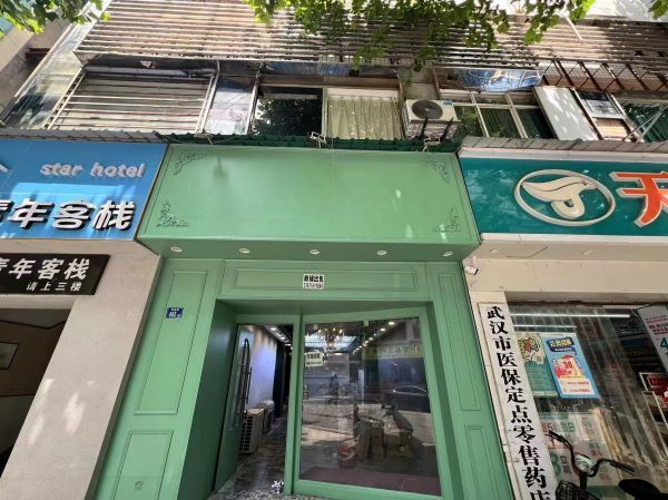 房东直租武昌区司门口80平临街旺铺低价招租