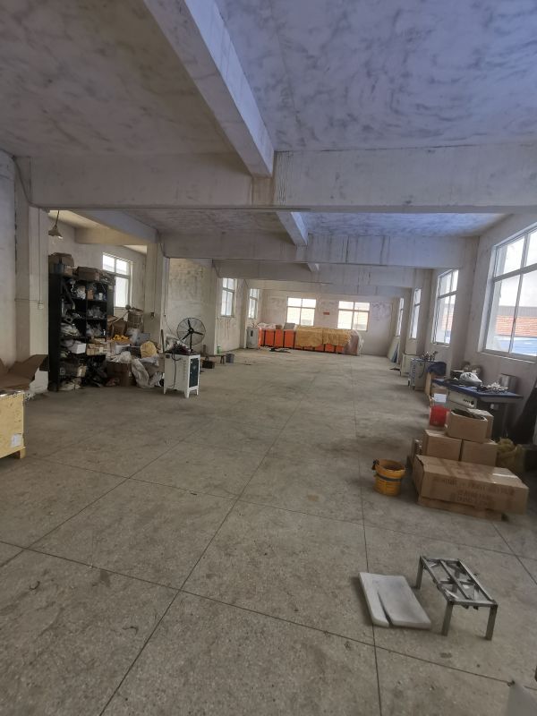 房东直租蔡甸前进村800平独门独户钢构厂房低价急租