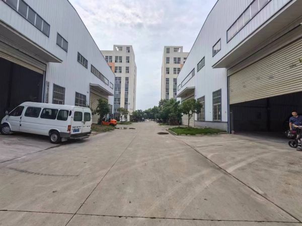 （房东直租）川龙大道钢结构650平厂房低价出租