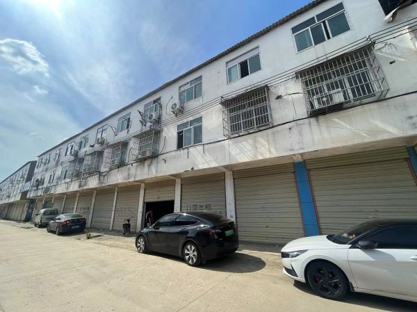 黄陂1060平钢构厂房房东直租 配套齐全 租金便宜