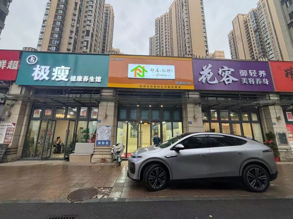 房东直租汉阳区芳草路社区底商旺铺68平低价招租