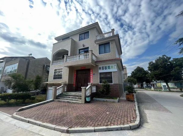 房东直租蔡甸广场旁480平钢构仓库交通便利优价出租